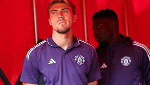 星空体育中国官网-罗体：那不勒斯加入霍伊伦竞争，租借+买断总价超4000万欧